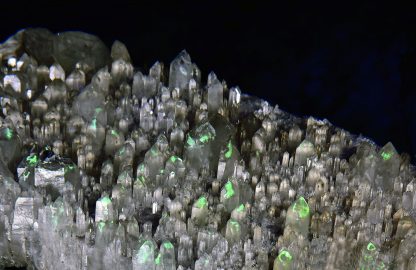 Colorado's "New York, New York" Glowing Skyline Quartz - Image 12