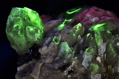 3.8" Fluorescent Castle with Feldspar - Image 6
