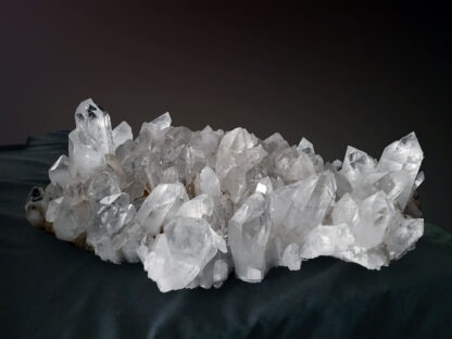 Pair of Matching Natural Crystal Plates - Image 5
